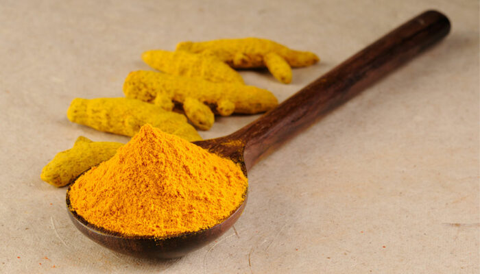 7 home remedies to fight skin problems and improve skin health